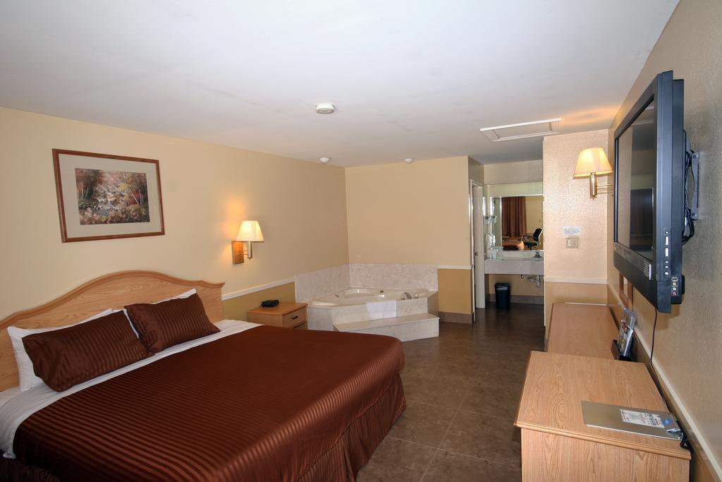 Edinburg Executive Inn Eksteriør bilde